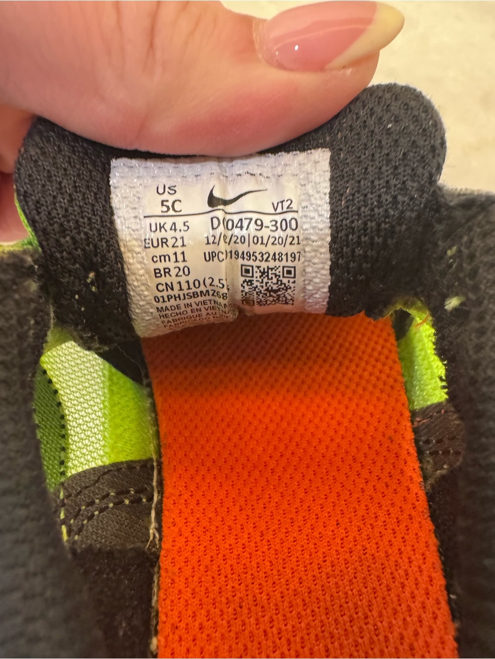 Nike Waffle One Electric Green Sneakers - Picture 4 of 4